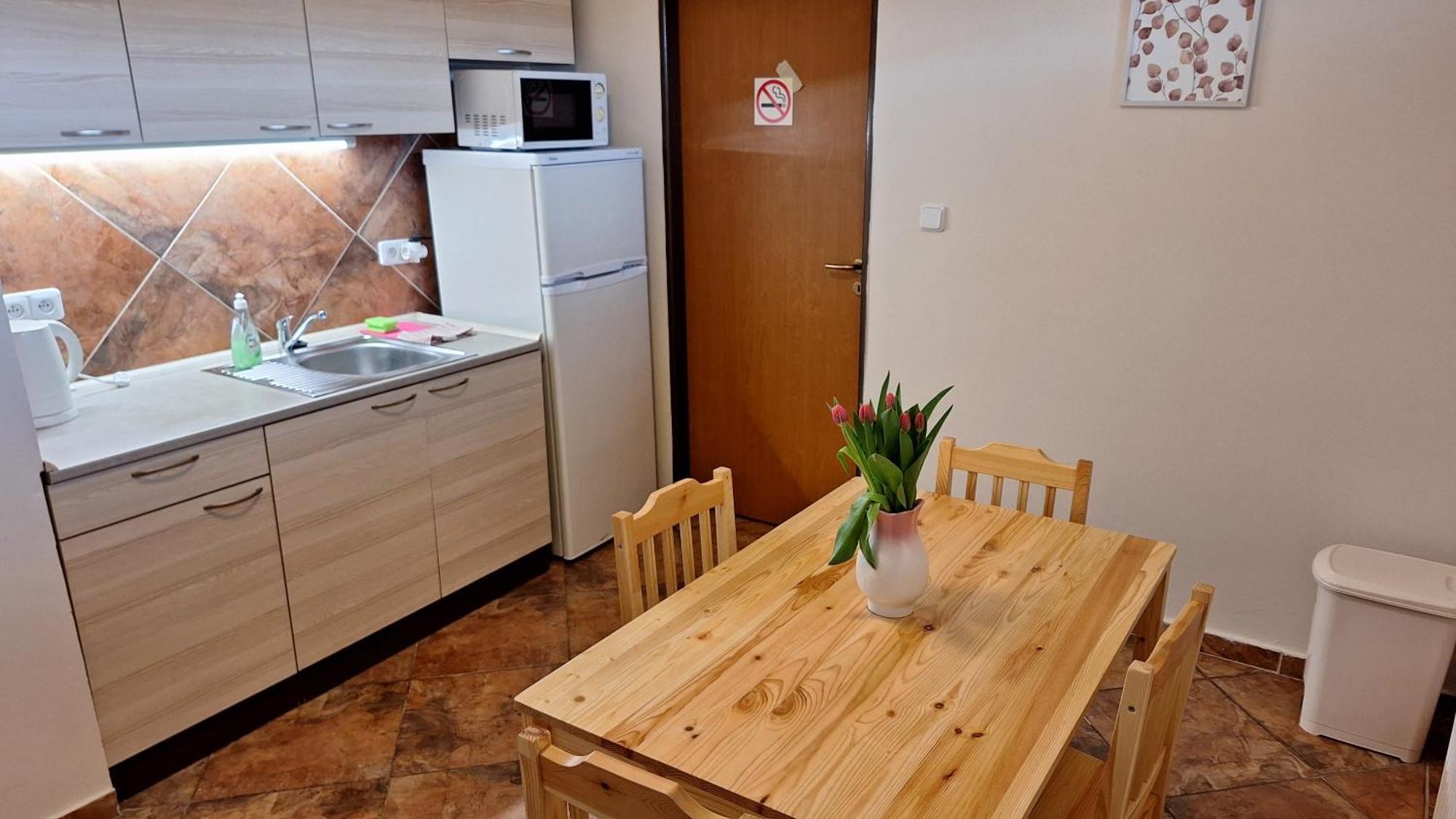 Penzion V Roklich & Apartmens V Roklich Ржичани Экстерьер фото